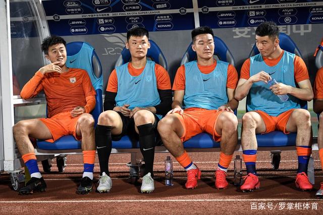 拒绝4：0，拒绝横扫出局！胡金秋30+5怒吼庆祝，广厦卫冕还一线生机